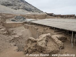 Huacas del Sol y de la Luna - Peru