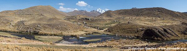 Road from Tanta to Vilca - Nor Yauyos-Cochas Landscape Reserve - Peru