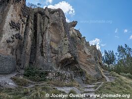 Aqueduc de Cumbemayo - Pérou