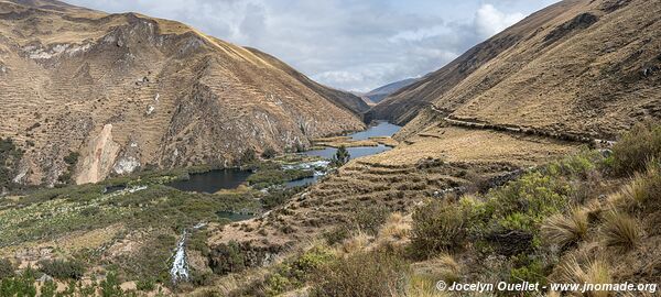 Route de Vilca à Huancaya - Réserve paysagère Nor Yauyos-Cochas - Pérou