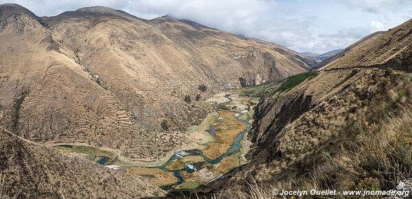 Route de Vilca à Huancaya - Réserve paysagère Nor Yauyos-Cochas - Pérou