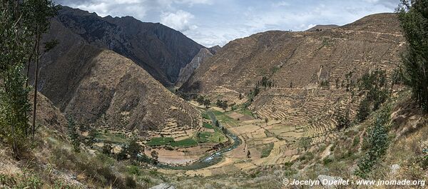 Route de Huancaya à Huancavelica - Réserve paysagère Nor Yauyos-Cochas - Pérou