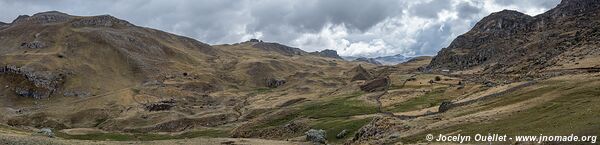 Road from Huancaya to Huancavelica - Peru