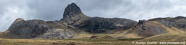 Road from Huancaya to Huancavelica - Peru