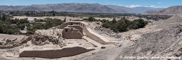 Paredones Ruins - Nazca - Peru