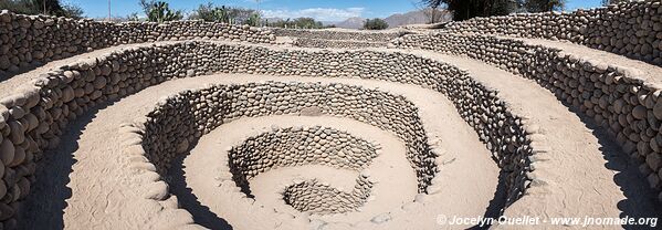 Aqueduc de Cantayoc - Nazca - Pérou