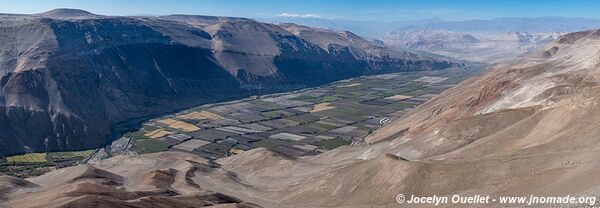 Road from Corire to the coast - Peru