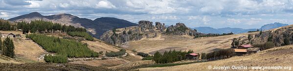 Aqueduc de Cumbemayo - Pérou