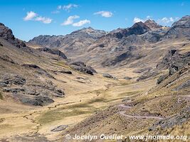 Road from San Mateo de Huanchor to Tanta - Peru