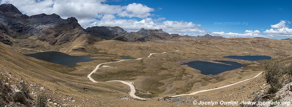 Piste de Santiago de Chuco à Pampas (zone minière) - Pérou