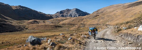 Piste de Santiago de Chuco à Pampas (zone minière) - Pérou