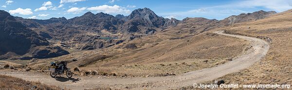 Piste de Santiago de Chuco à Pampas (zone minière) - Pérou