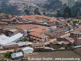 Road from Paucartambo to Pisac - Peru